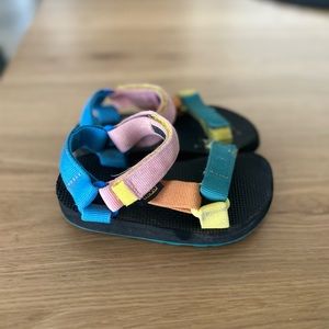 Super Cute Toddler Tevas- like new
